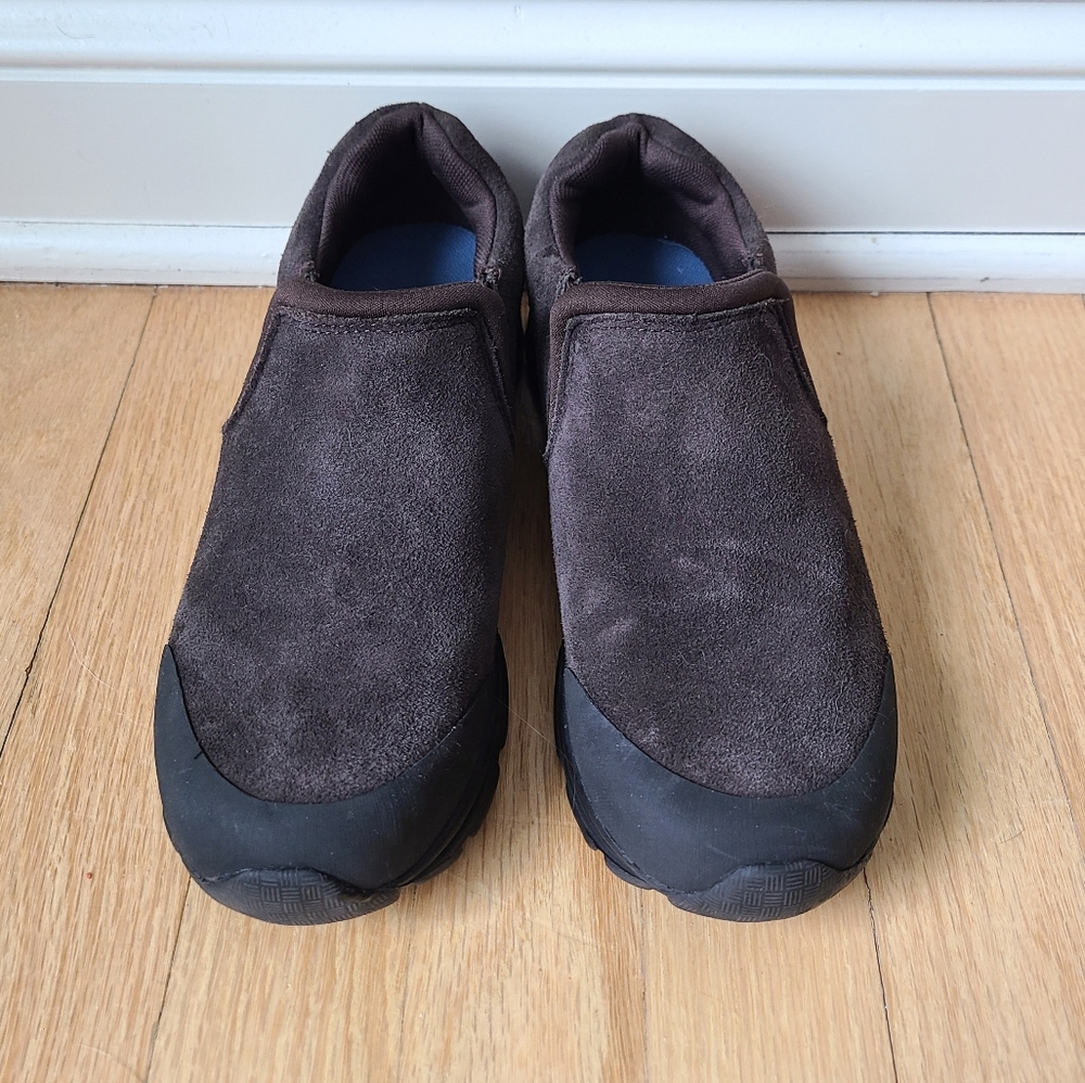 Lands End Youth Slip On Shoes in Brown, Size 4